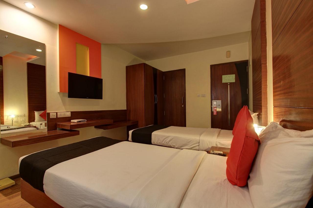 Capital O 80566 Hotel Mayank บิลาสปูร์ ภายนอก รูปภาพ