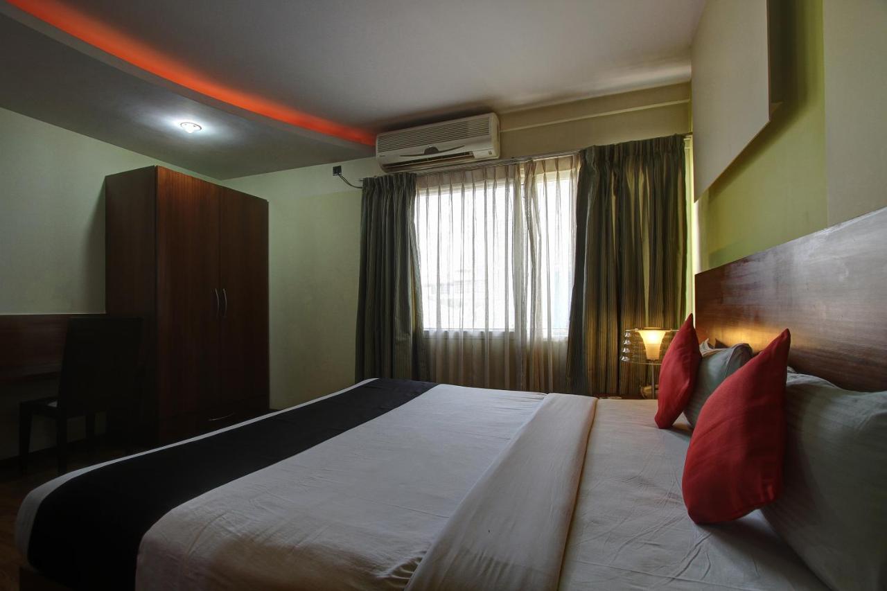 Capital O 80566 Hotel Mayank บิลาสปูร์ ภายนอก รูปภาพ