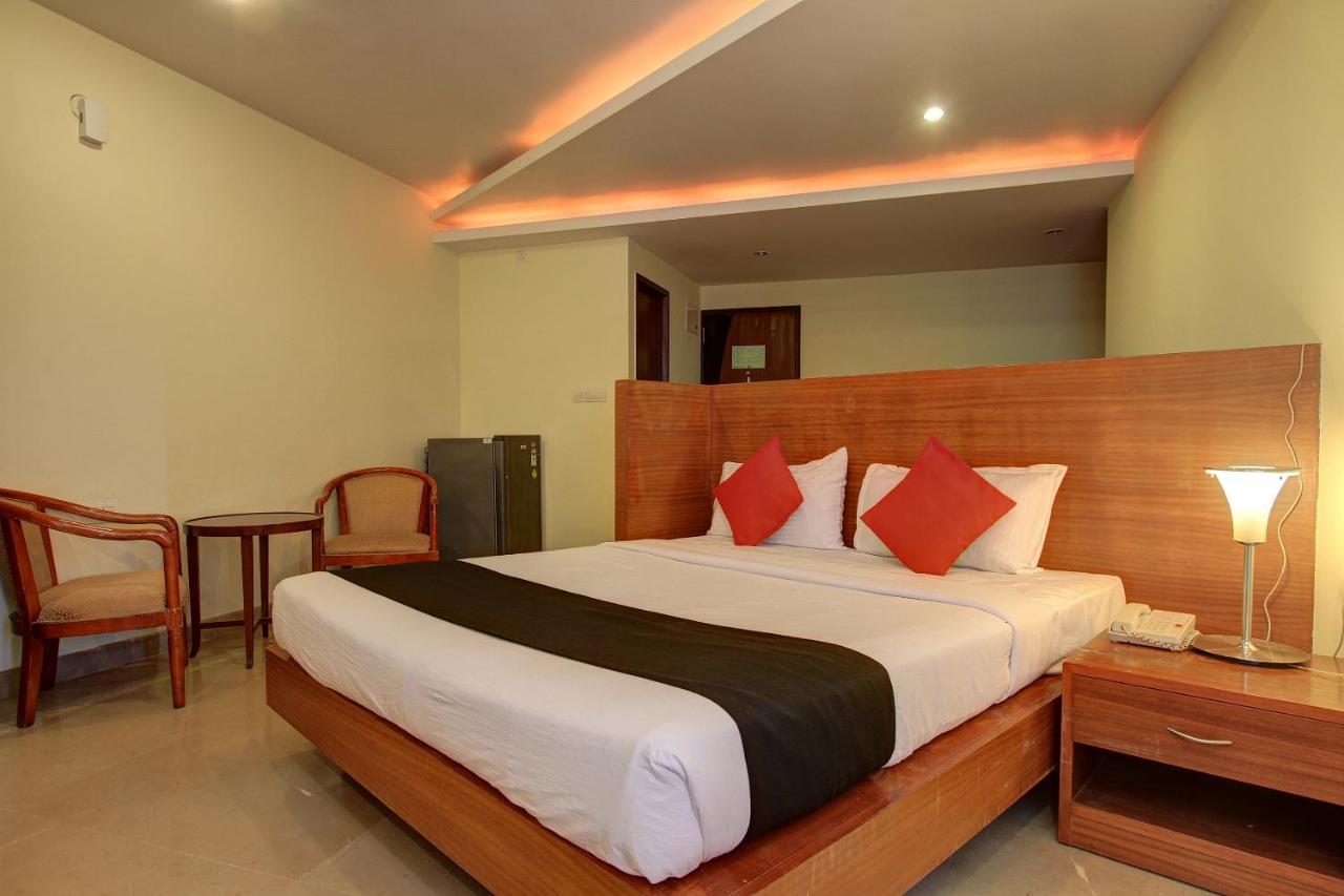 Capital O 80566 Hotel Mayank บิลาสปูร์ ภายนอก รูปภาพ